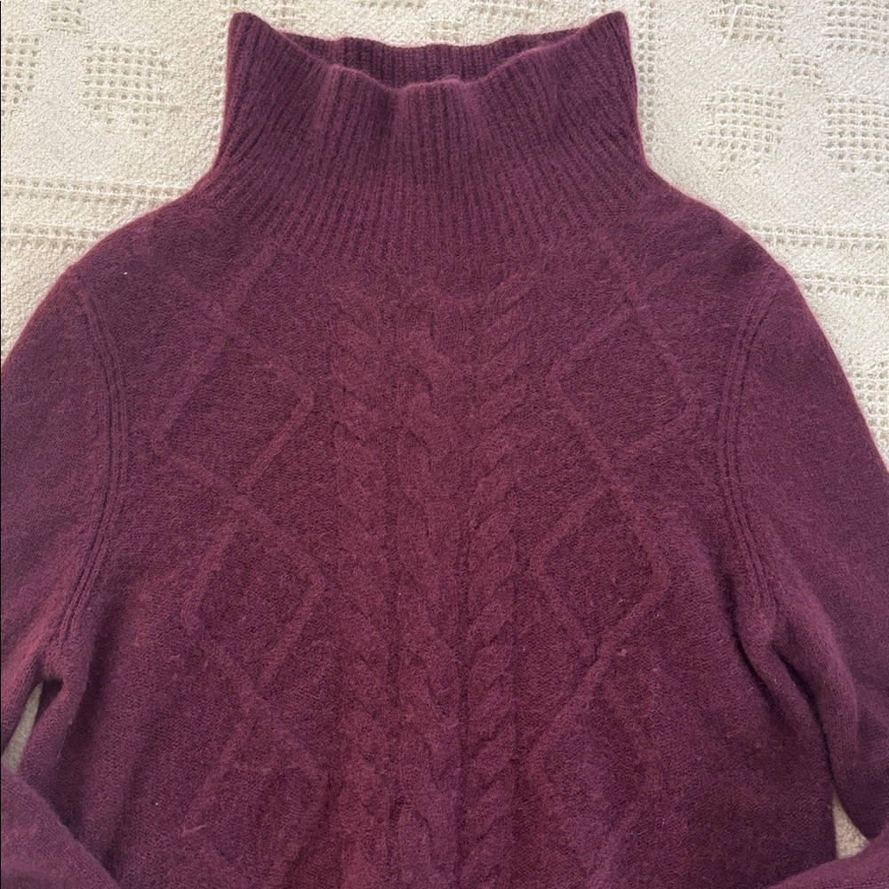 Talbots Cashmere‎ Cable Knit 
Women's Sweater Size SP - Picture 4 of 9